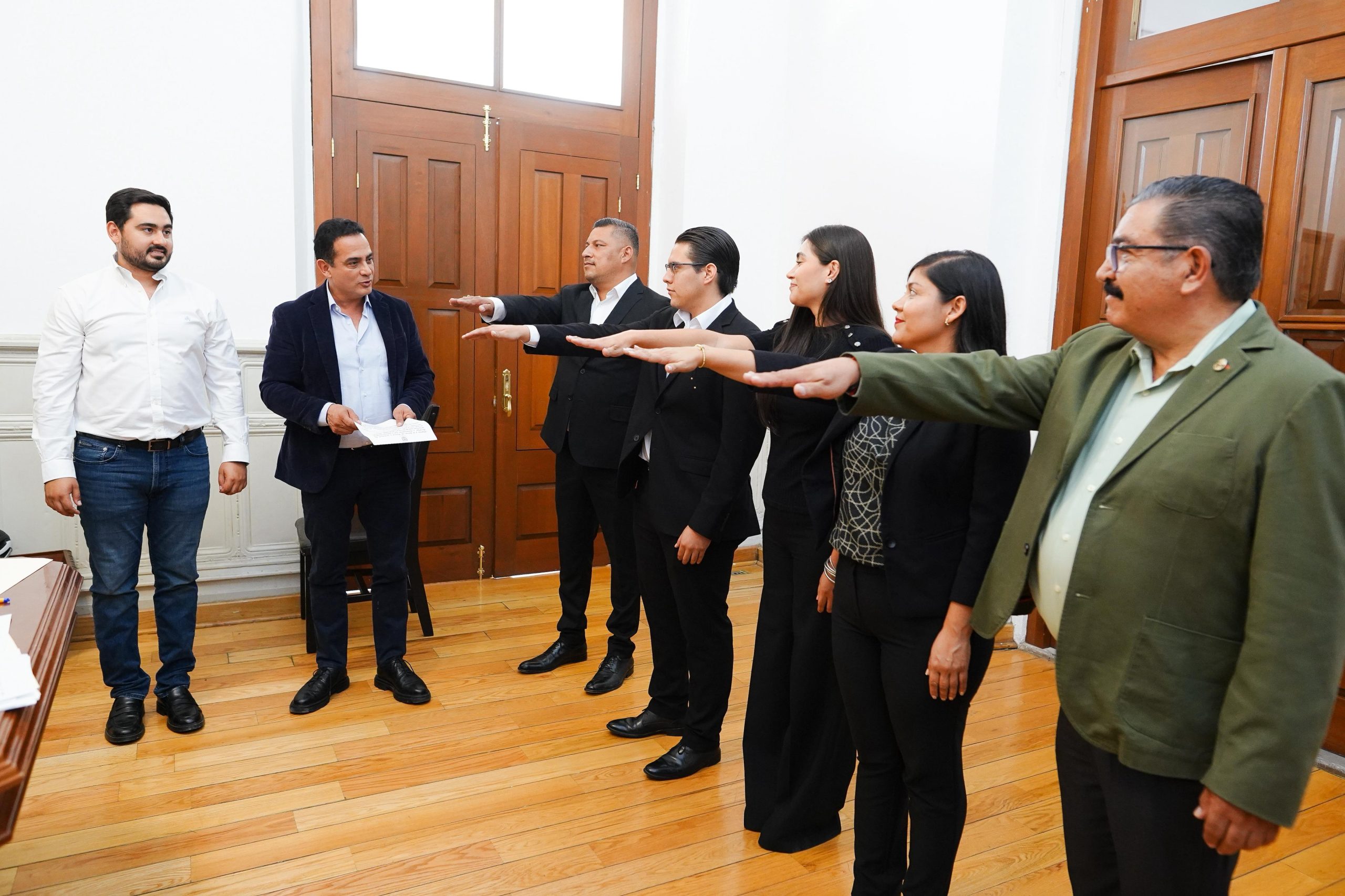 INDEHVAL se fortalece con nombramientos de directores; Toño Ochoa cimienta bases en salud mental