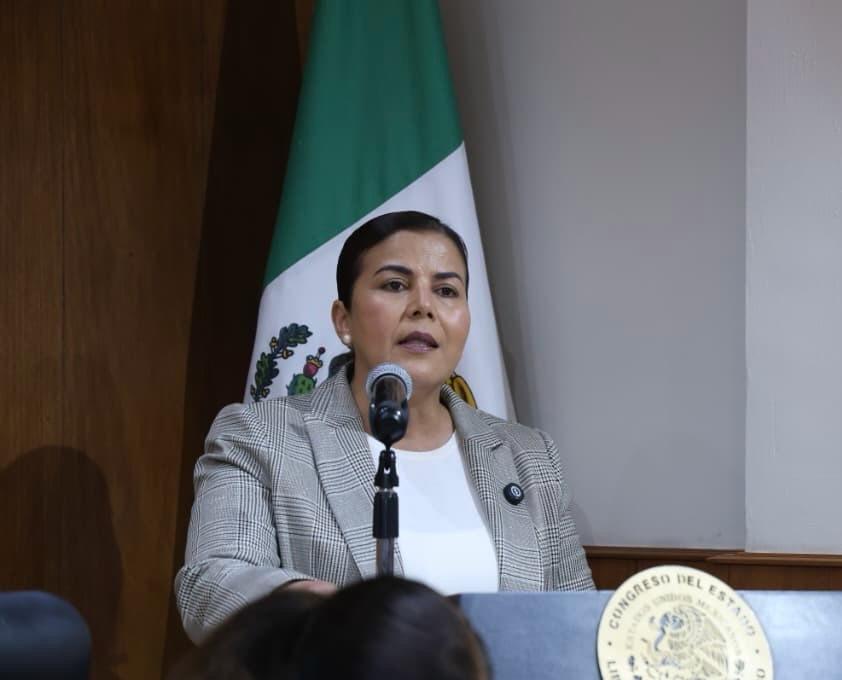 Se construyen leyes en alianza con los municipios: Vero González