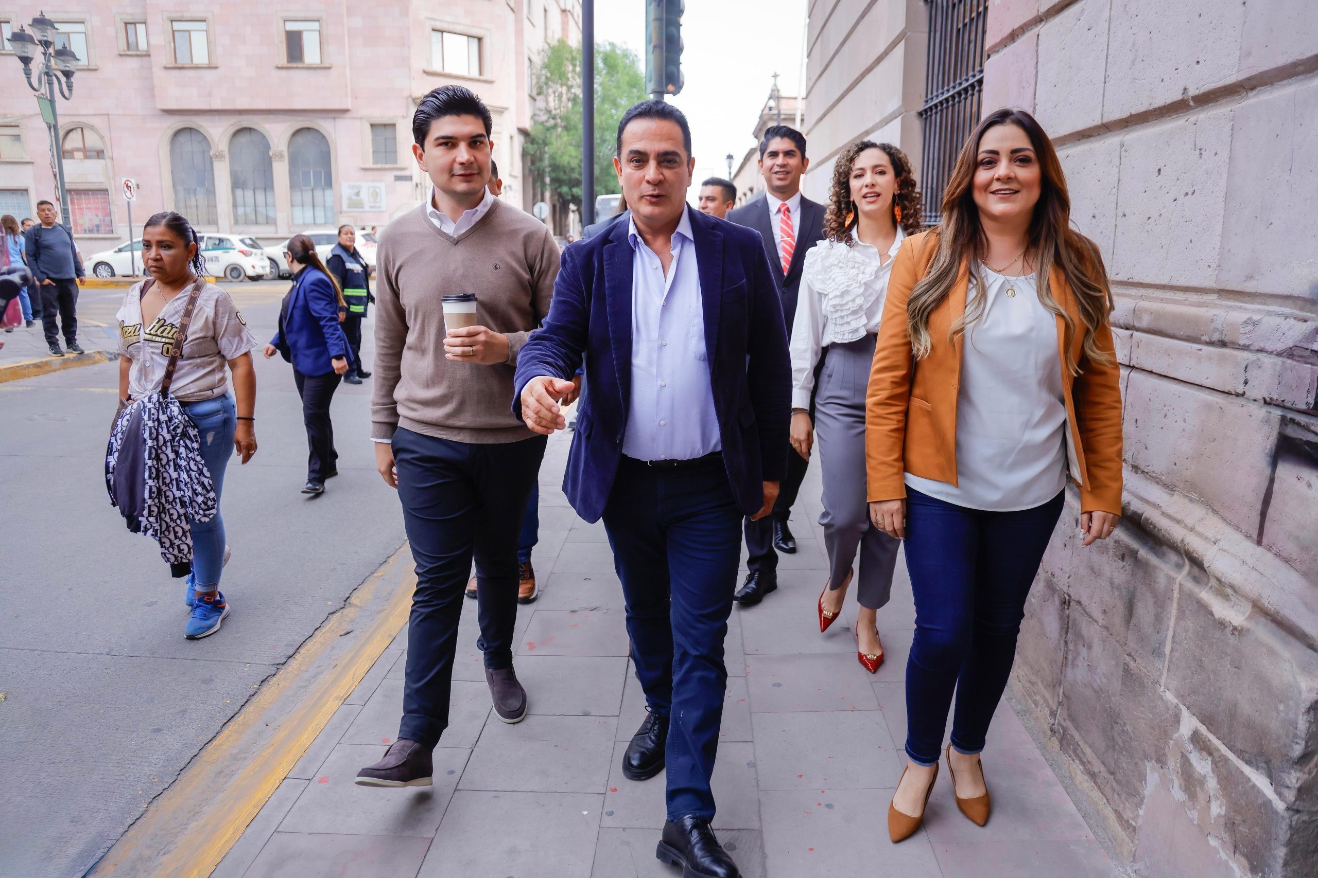 Revivimos el corazón de la ciudad con movilidad, turismo y vida urbana: Toño Ochoa.