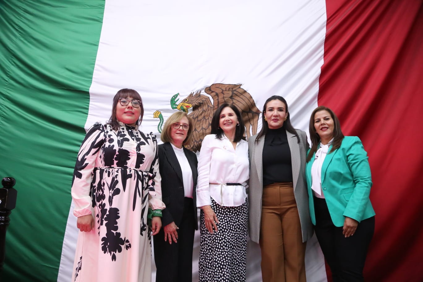 Obra pública que beneficie a la gente, prioridad del Congreso