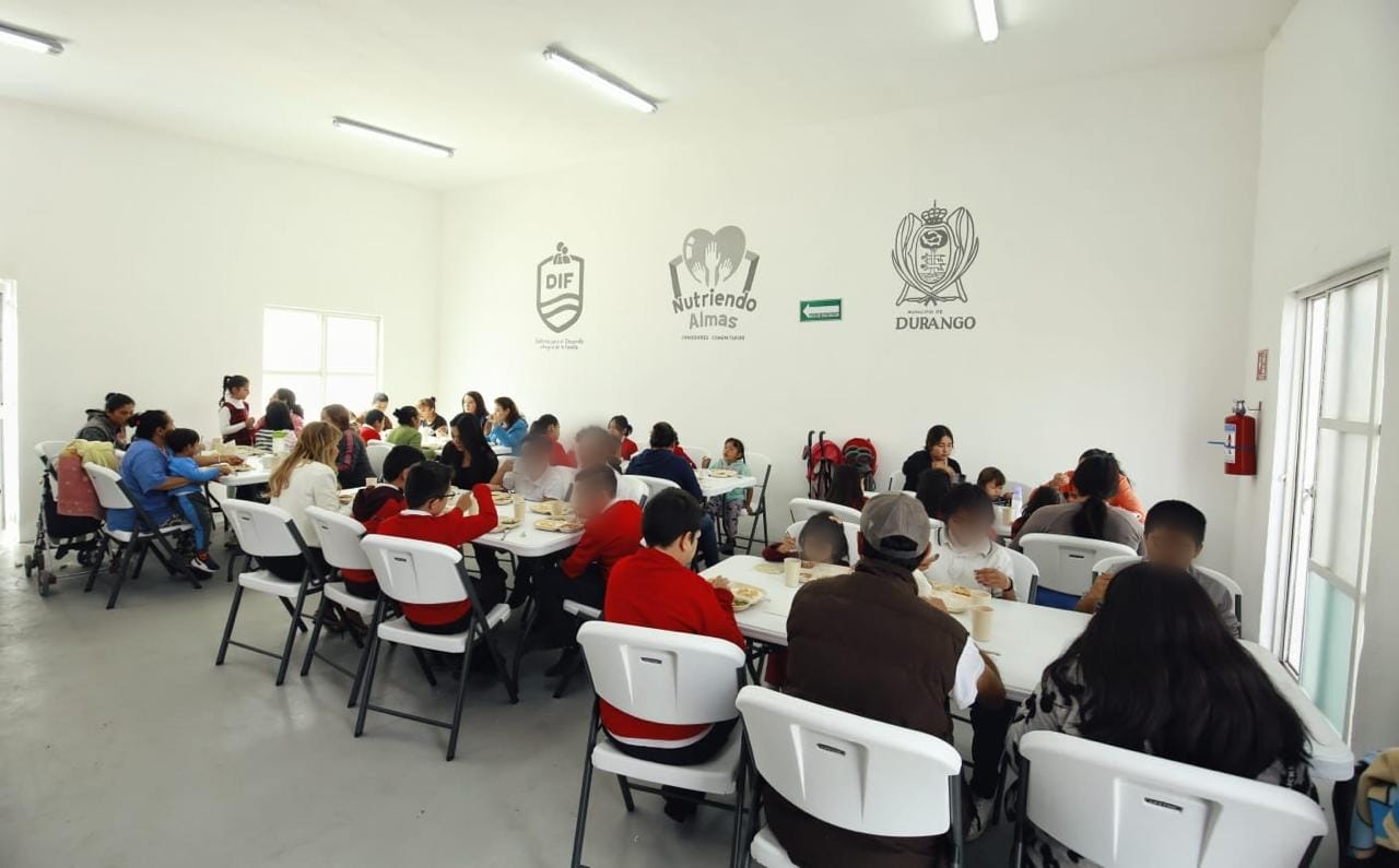 Dignificamos la vida de la gran familia duranguense con los Comedores Comunitarios: Toño Ochoa