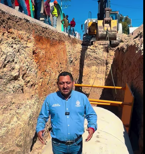 ¡Infraestructura sanitaria renovada! Toño Ochoa y AMD reparan tramo colapsado en la colonia Valle del Guadiana