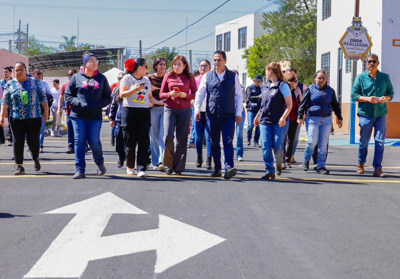 Más calles chulas en la Col. Olga Margarita con “Al Millón en Pavimentación 2.0”: Toño Ochoa