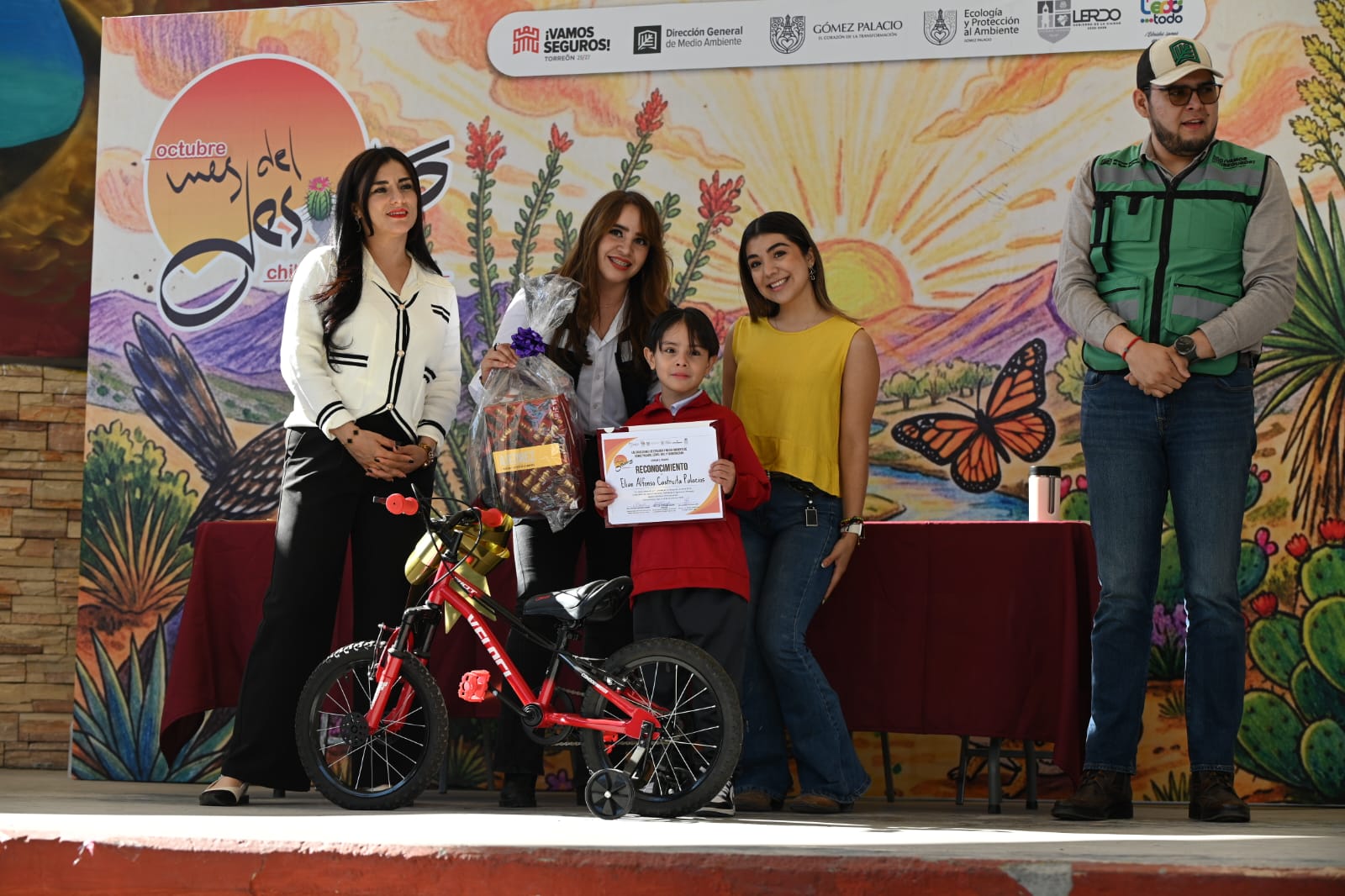 Betzabé Martínez impulsa una nueva generación comprometida con el cuidado al medio ambiente