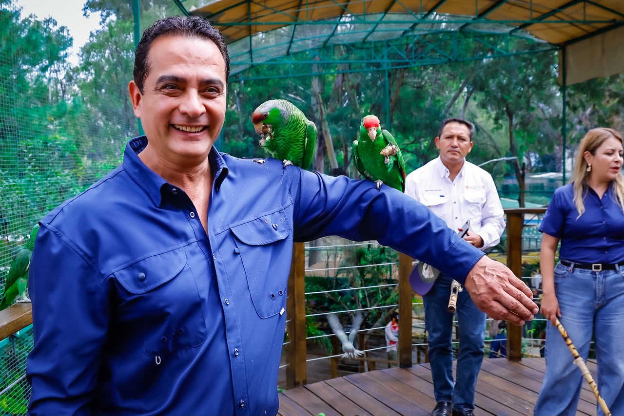 Aviario de los más grandes del norte del país, está en Durango: Toño Ochoa