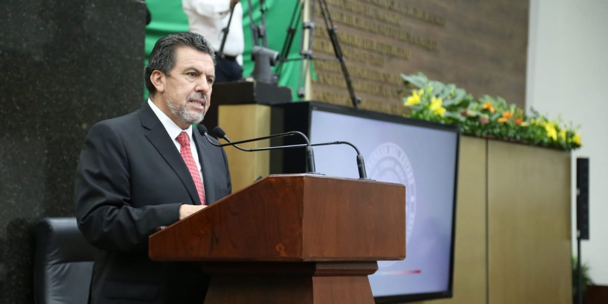 Programa de Uniformes y Útiles Escolares: Un Modelo de Solidaridad en Durango