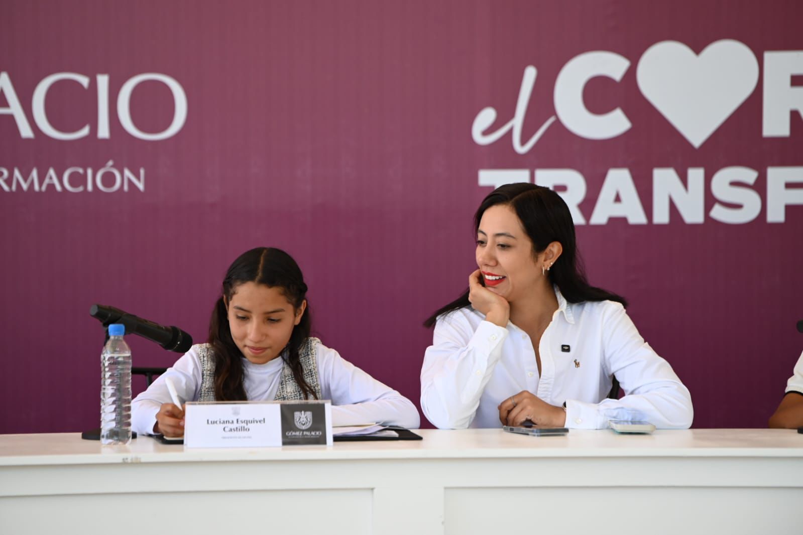 Betzabé Martínez lleva el Cabildo Infantil al medio rural y escucha la voz de niñas y niños