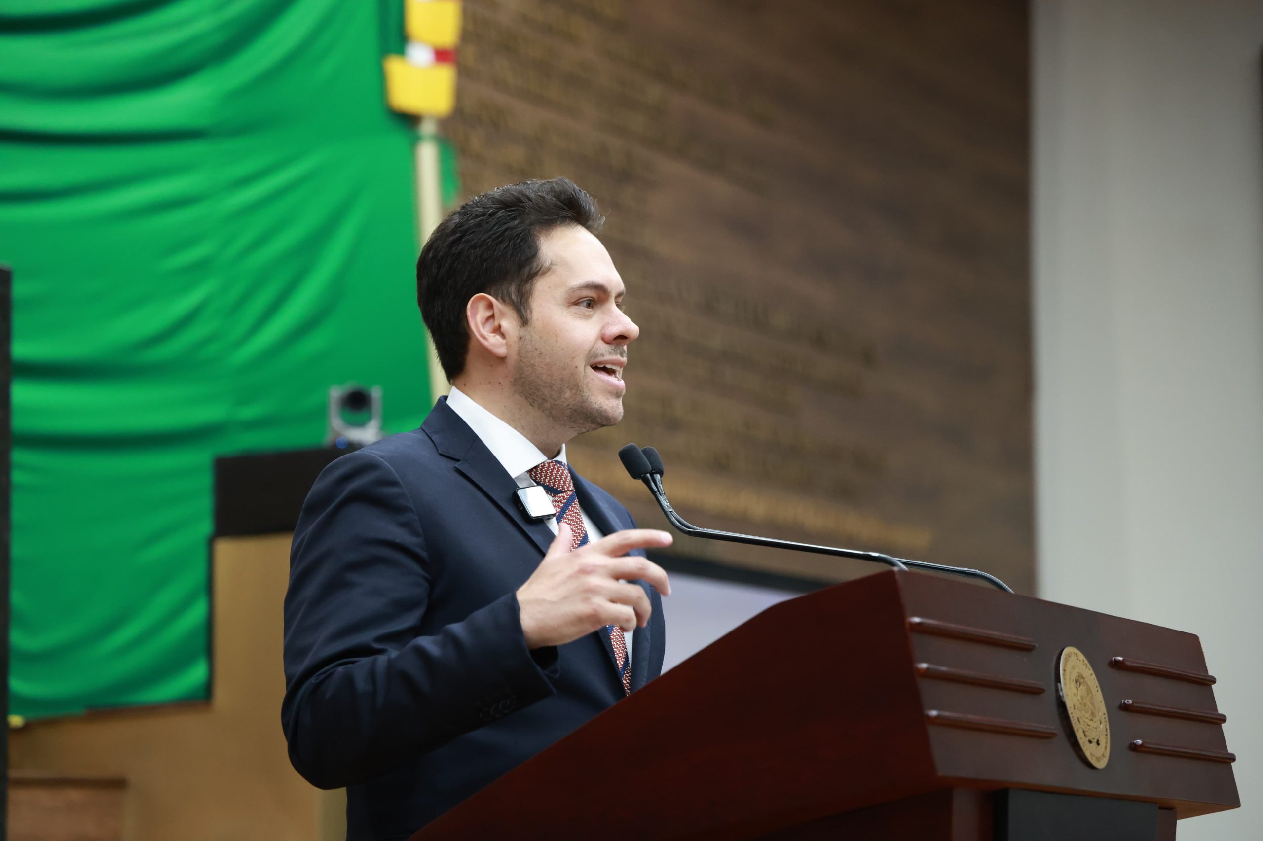 Convocan diputados a las autoridades prevenir y sancionar el uso electoral indebido de los recursos públicos