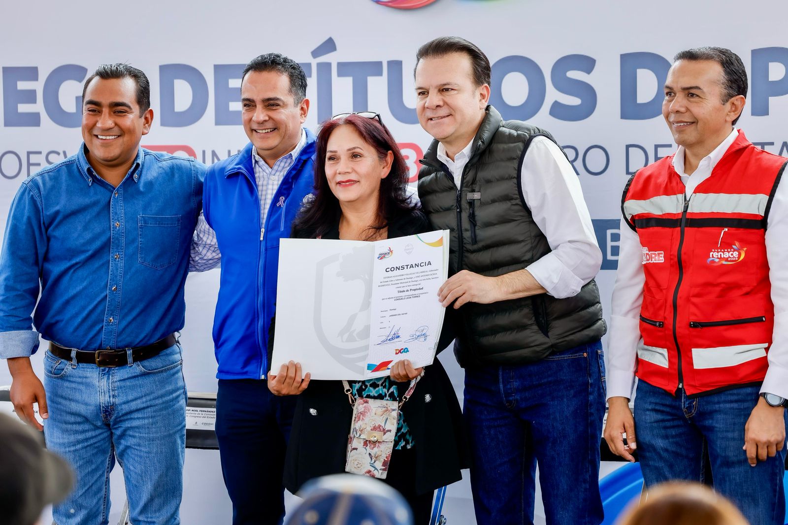 Cumplen sus sueños más de 800 familias duranguenses