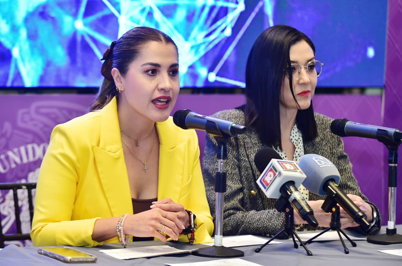 Fortalece Gaby Vázquez prevención del suicidio