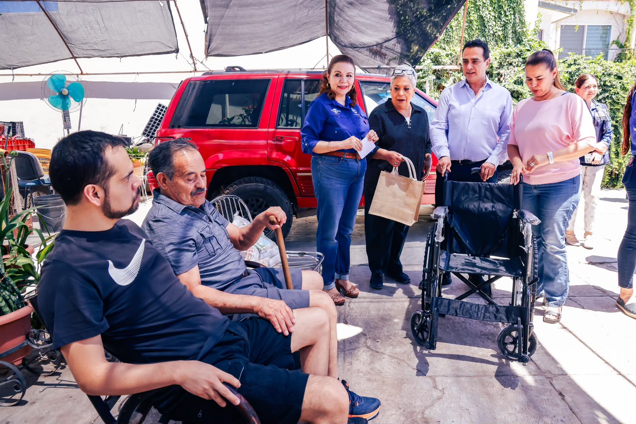 Brinda Toño Ochoa apoyos que acompañan y dan autonomía a la gran familia